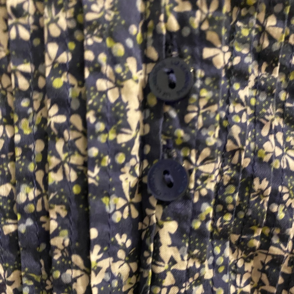 Liz Claiborne Blue, Green, White Floral Button Down Shirt w/ Pleated Front Sz XL - Picture 4 of 10